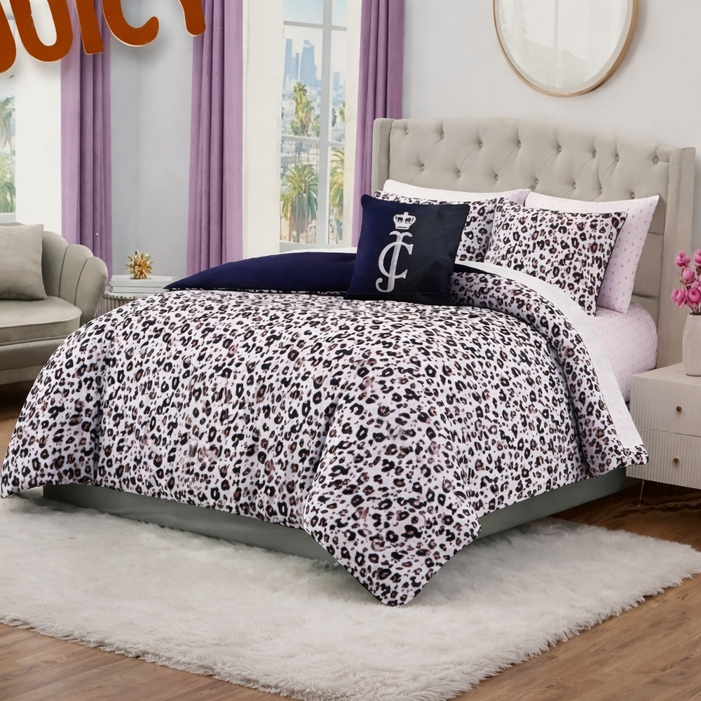 Juicy Couture 8 Piece Queen Comforter Bed Set Leopard Print White & Blue - New